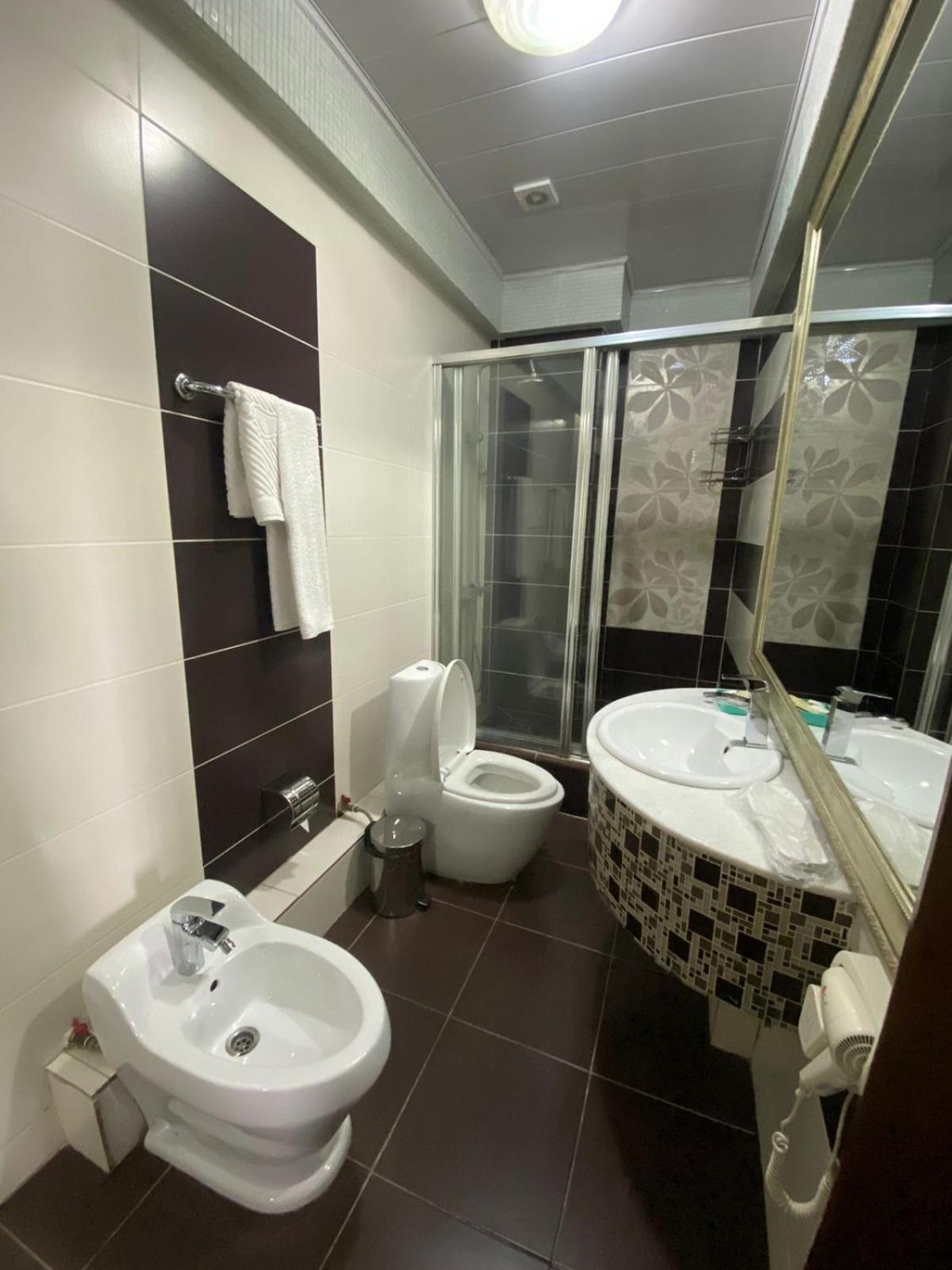 Sary Arka Hotel Chimkent Extérieur photo